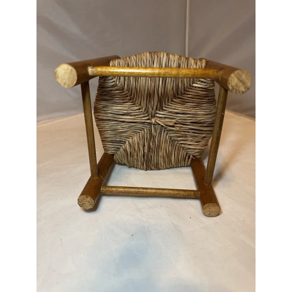 The Unbranded Brand vintage wooden
